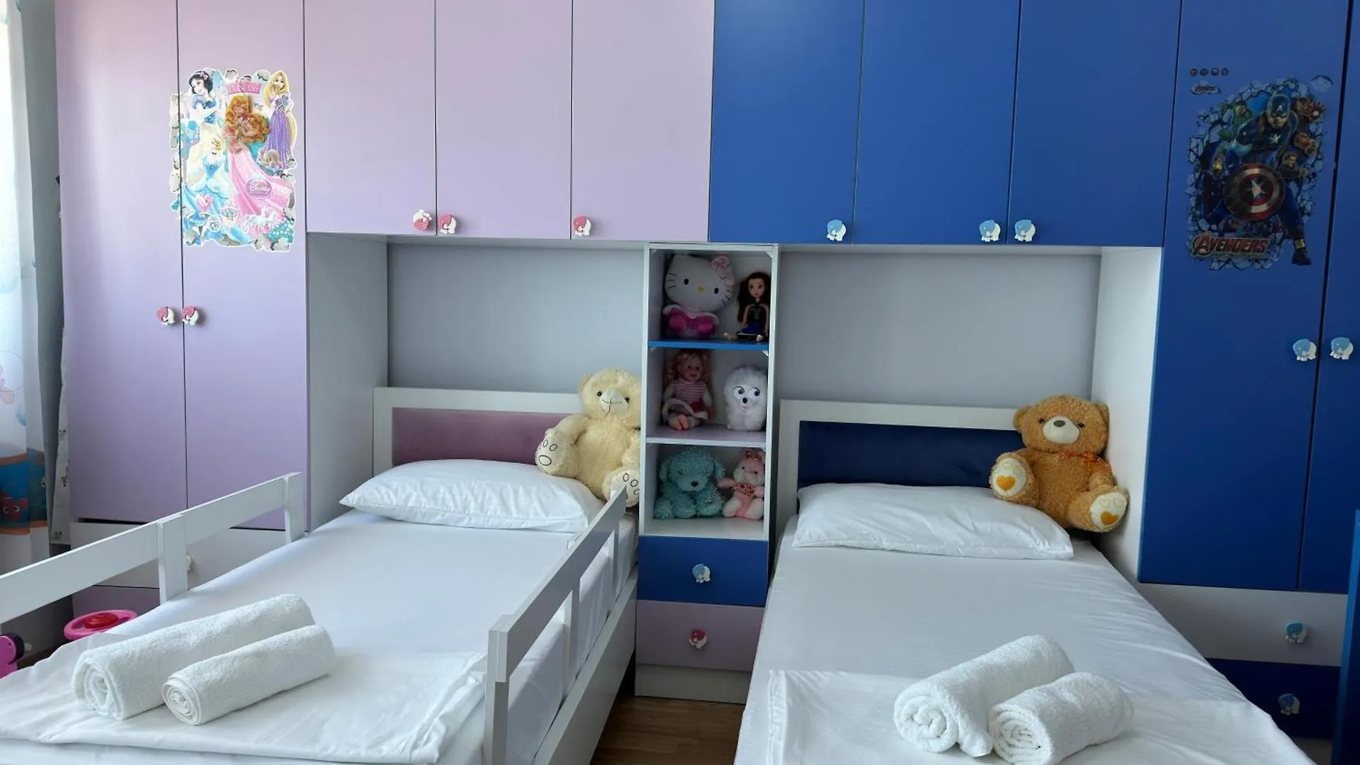 Apartment Spacious & Cozy Family Apt Near Sanatorium Tirana Albania