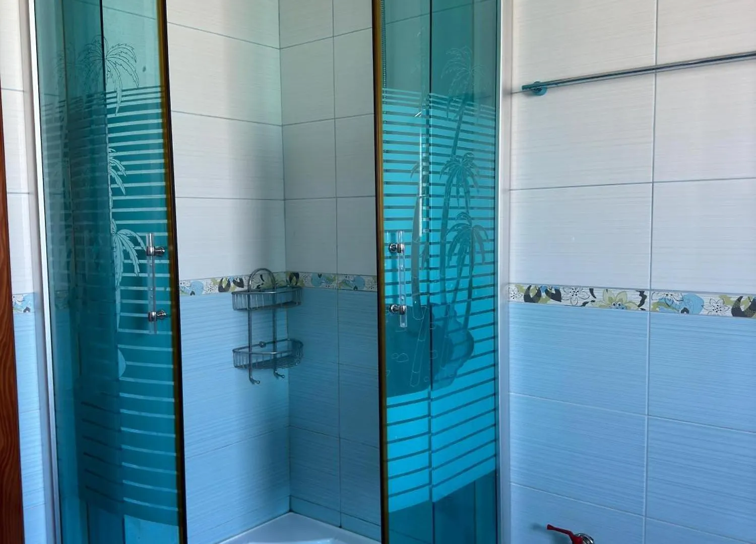 Spacious & Cozy Family Apt Near Sanatorium Tirana Apartment